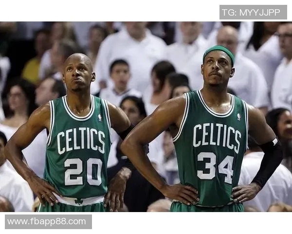 克莱谈父亲教诲与前辈影响感恩雷阿伦等人塑造我的篮球之路 克莱谈父亲教诲与前辈影响感恩雷阿伦等人塑造我的篮球之路