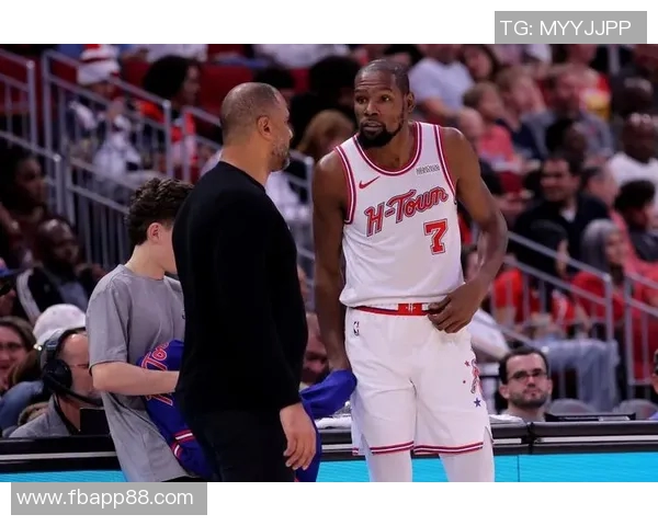 杜兰特谈申京关键表现强调学习与进步的重要性 杜兰特谈申京关键表现强调学习与进步的重要性