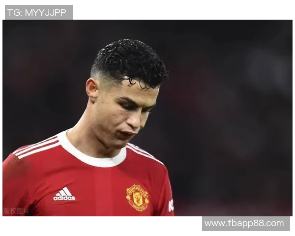 瓦科亲自为克雷桑剪胡子社媒晒照引发球迷热议 瓦科亲自为克雷桑剪胡子社媒晒照引发球迷热议