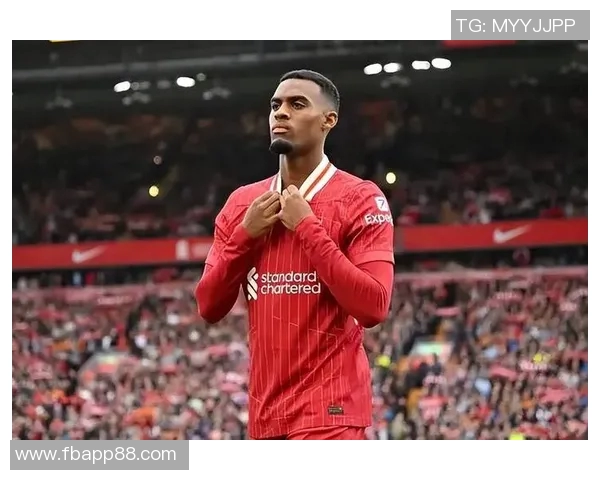 英超争五进入白热化曼联争第三利物浦面临绝境 英超争五进入白热化曼联争第三利物浦面临绝境